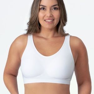 BRAND NEW IN PKG SHAPERMINT Throw-On Wirefree Truekind White Bra Size L